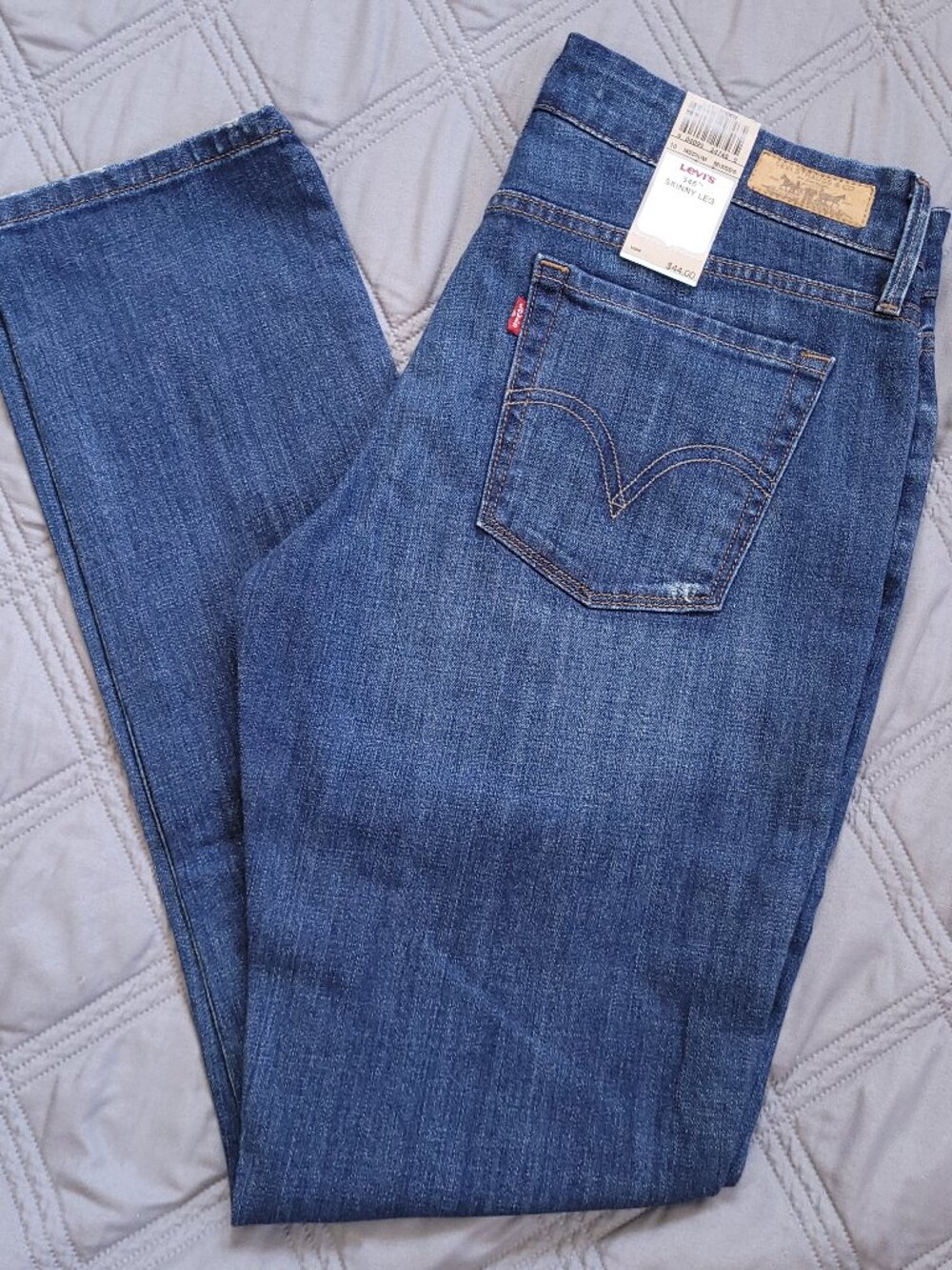 New Levi's Skinny Leg 545 low rise jeans in medium/darker wash
